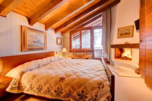 Chalet and Penthouse Zen, two Properties, 100m from Ski Lift and Piste, Zermatt (photo 3)