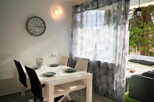 Super Cozy Holiday Home at South Tenerife