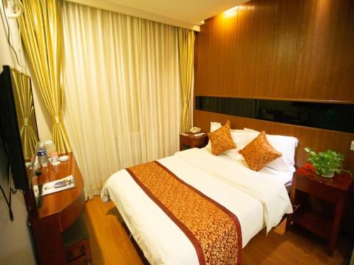 GreenTree Inn TianJin Ji County South YuYang Road GuLou Square Express Hotel