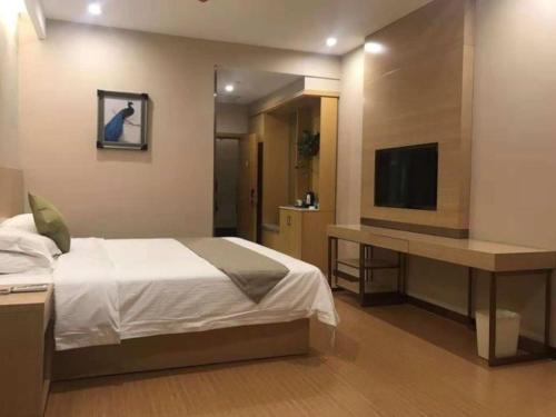 GreenTree Inn Luliang Wenshui County People's Hospital Express Hotel