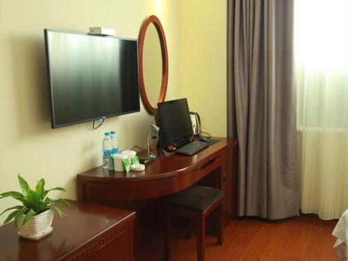 GreenTree Inn Zhejiang Taizhou Linhai Passenger Transport Center Lamei Road Business Hotel photo