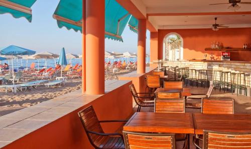 Restaurant, Dedalos Beach Hotel in Arkadi