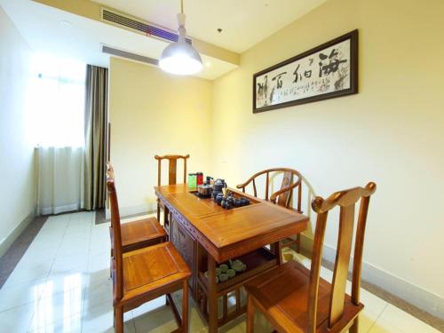 greentree inn jiangsu yancheng west bus station business hotel shenlong buildingno189 xindu w road