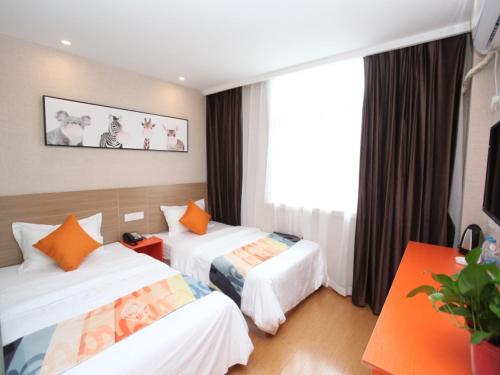 Shell Hefei City Ielts Da Runfa Hotel – Hefei, FL