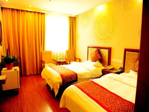 グリーンツリー イン ジンニン ウェンシャン バオシャン テンプル エクスプレス ホテル