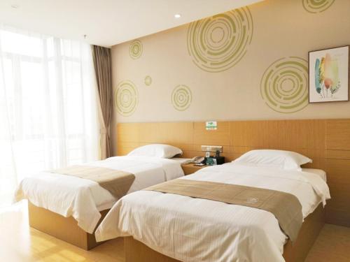 GreenTree Inn Shanghai Jinshan District Wanda Plaza Longhao Road Express Hotel