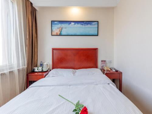 Greentree Inn Liaoning Dalian Development Zone Jinma Road Pedestrian Street Express Hotel Greentree Inn Liaoning Dalian Development Zone Jin is conveniently located in the popular Dalian Development Area area. Featuring a satisfying list of amenities, guests will find their stay at the pro