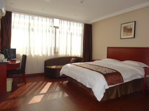 GreenTree Inn JiangSu YanCheng XiangShui ChenJiaGang RenMin E) Road HuangHai Road Business Hotel