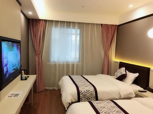 GYA Shanghai West Youyi Road Subway Station Hotel photo
