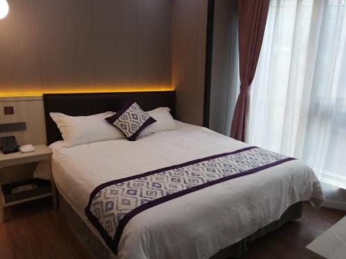 GYA Shanghai West Youyi Road Subway Station Hotel photo