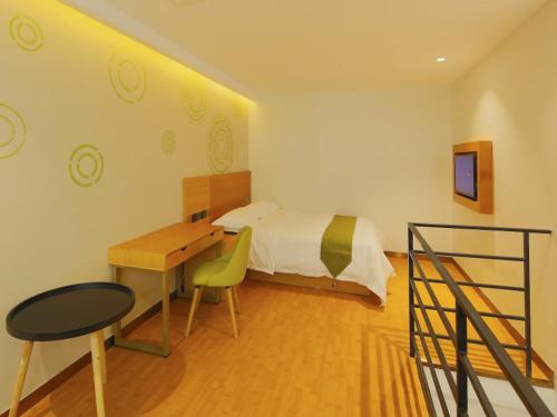 GreenTree Inn Shanghai Jingan District Qipu Road Tiantong Road Subway Station Express Hotel – Shanghai, DC