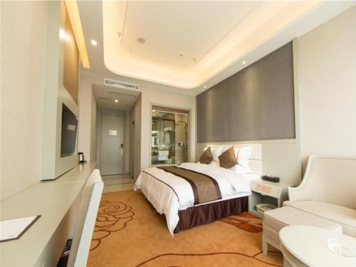 GreenTree Eastern Yibin Yijian Road New City Plaza Hotel