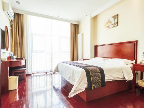 GreenTree Inn HeBei ChengDe Railway Station Southeast ChengDe Century City Business Hotel