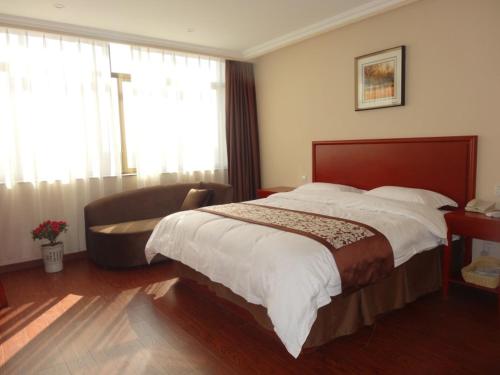 GreenTree Inn JiangSu YanCheng XiangShui ChenJiaGang RenMin E) Road HuangHai Road Business Hotel