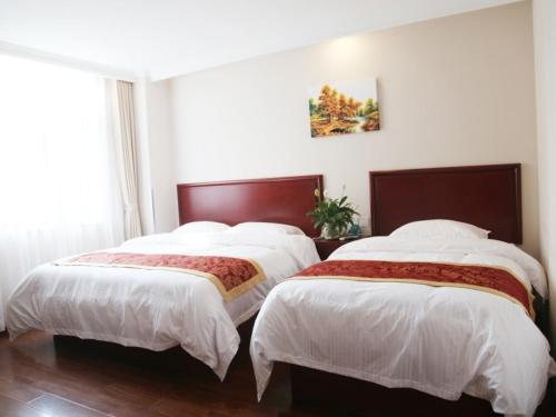 GreenTree Inn Beijing Tongzhou District Gengzhuang Friendship Hospital Express Hotel GreenTree Beijing Tongzhou Gengzhuang Luyidong Roa is a popular choice amongst travelers in Beijing, whether exploring or just passing through. The hotel offers guests a range of services and amenitie