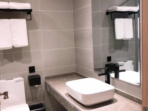 GreenTree Inn Lanzhou Donghu Square Provincial People's Hospital – Lanzhou, OK