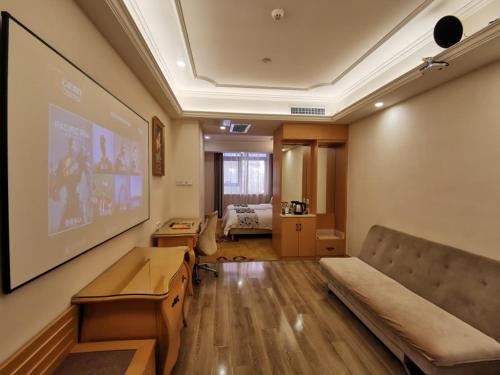 GreenTree Inn Shenzhen DonGMEn Business Hotel photo