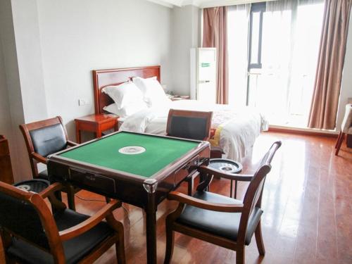 GreenTree Inn Jiangsu Wuxi Xibei Town Xingtiandi Shell Hotel GreenTree Inn Jiangsu Wuxi Xibei Town Xingtiandi S is a popular choice amongst travelers in Wuxi, whether exploring or just passing through. Both business travelers and tourists can enjoy the property