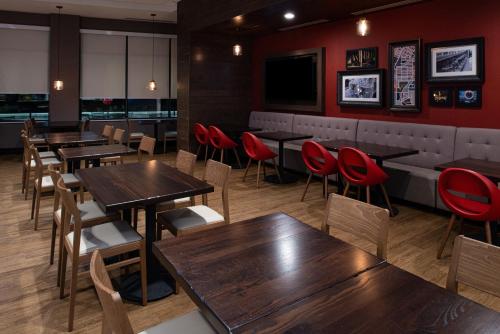 مطعم, Holiday Inn Hotel And Suites Idaho Falls By IHG in Idaho Falls