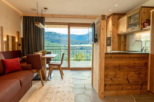 Schweiggerhof -Agriturismo- Farm Holidays in Villandro
