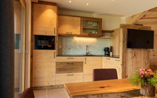 Schweiggerhof -Agriturismo- Farm Holidays in Villandro