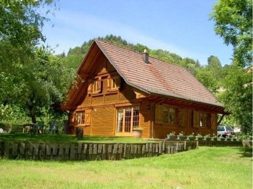 Chalet chaleureux Lalaye, cheminée gîte à louer Bassemberg