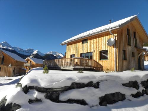 Wooden chalet in Hohentauern with sauna in Hohentauern