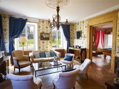 Château Et Gîtes Saint Gervais - image 2