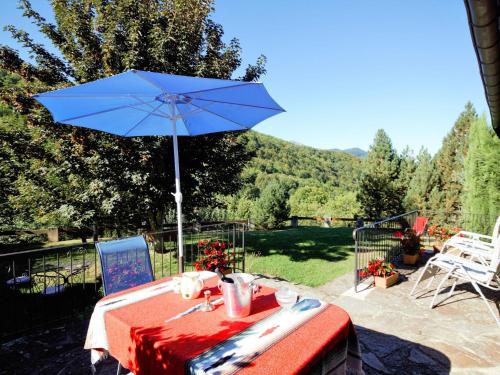 Peaceful Holiday Home in Montferrier with Terrace gîte à louer Lavelanet