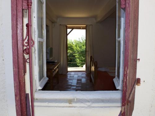 Ancienne Ecole Room Type - King Room with Garden View