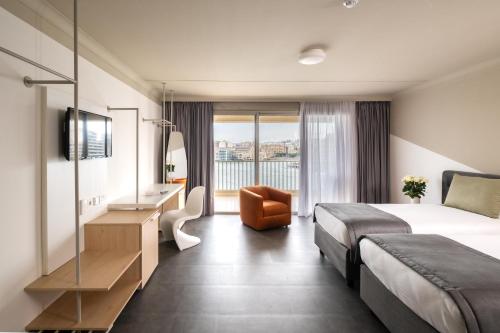 Cavalieri Art Hotel - image 7