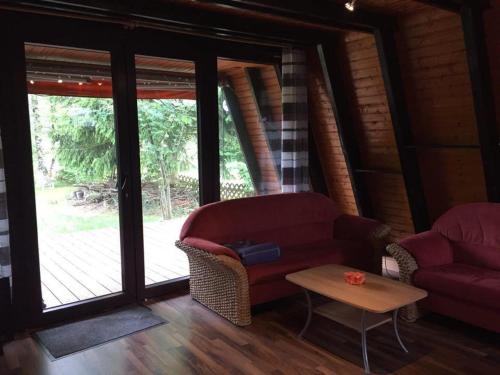 Familienfreundliches-Ferienhaus-mit-Waldrand-Lage in 布蘭肯海姆