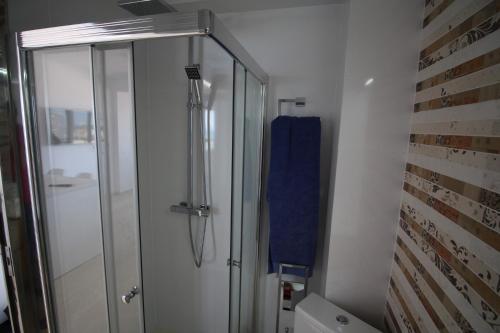 Studio Apartment with Sea View image 10