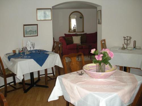 Manor Farm Oast photo 4