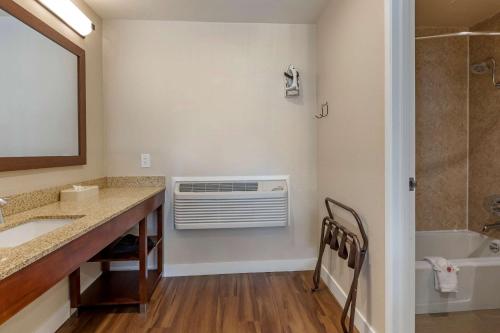 Comfort Inn