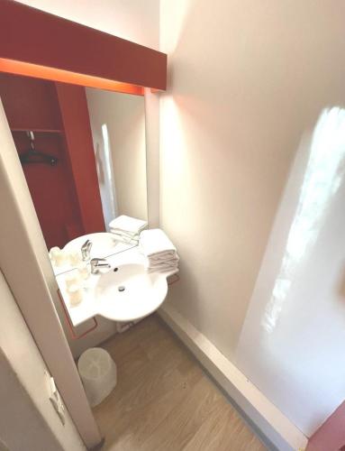 Première Classe Martigues - image 11