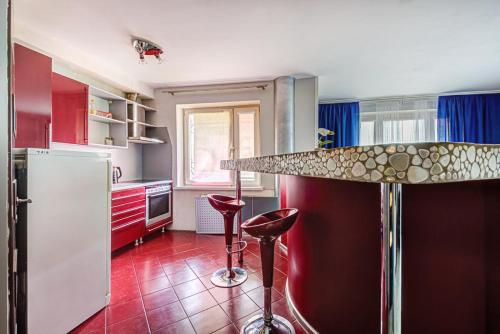Apartment Hanaka Lenincev 91 - image 3