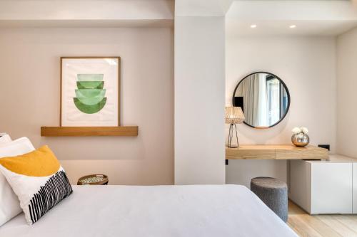 Vathi Cove Luxury Resort & Spa