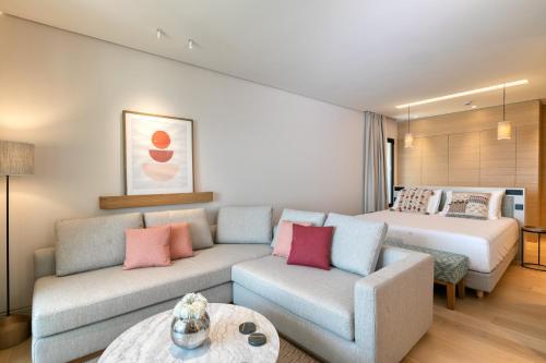 Vathi Cove Luxury Resort & Spa