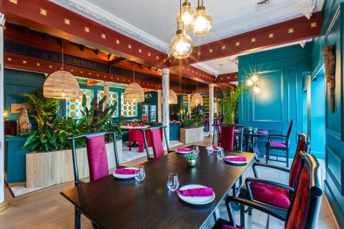 Dusit Thani Dubai Hotel in Downtown Dubai