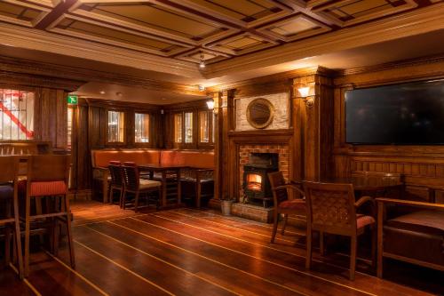 Bar/Lounge, Ceann Sibeal Hotel in Dingle