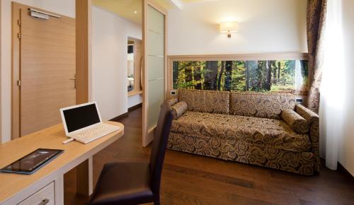 2 bedrooms, 3 beds