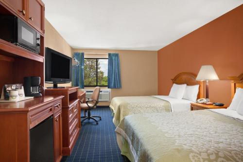 Days Inn by Wyndham Middletown - image 9