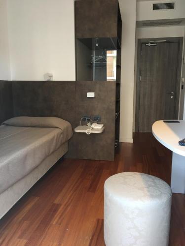 Hotel Italy - image 3