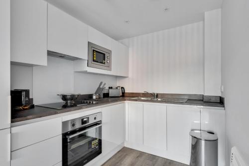 Stylish 1 bedroom Flat in the Heart of Birmingham - image 4