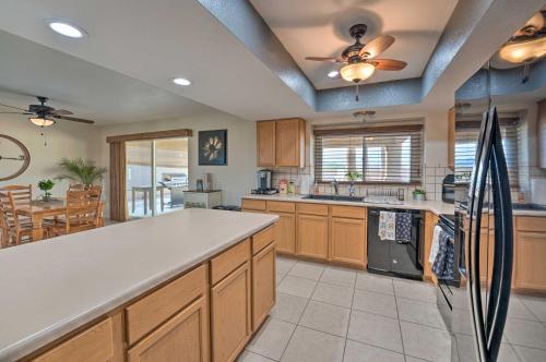 Upgraded Lake Havasu Oasis with Pool and Views! - image 9