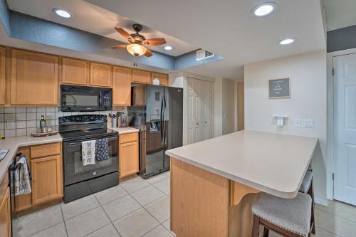 Upgraded Lake Havasu Oasis with Pool and Views! - image 8