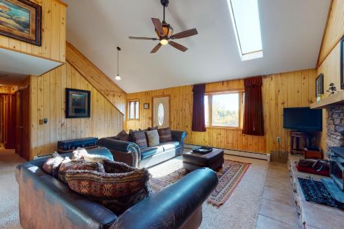 Cutthroat Lodge - image 7