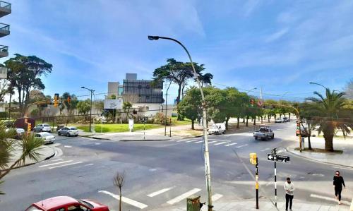 Excelente departamento 2 ambientes en Mar del Plata a 150 mts de la playa frente a la plaza a 5 cuad