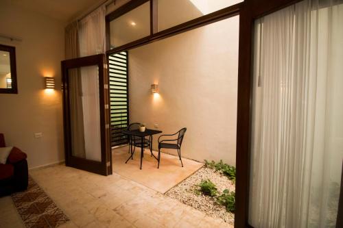 Balcony/terrace, Hotel Boutique SAYAB in Sta Lucia